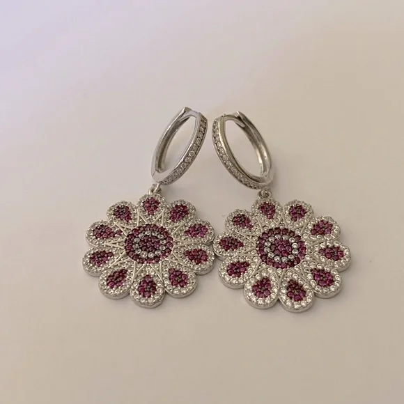 🌸925 Sterling silver earrings cz stones flower